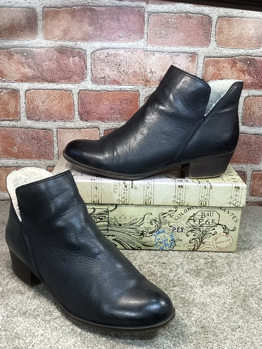 Lucky Brand Banter women’s faux fur lined black ankle boots size 8.5